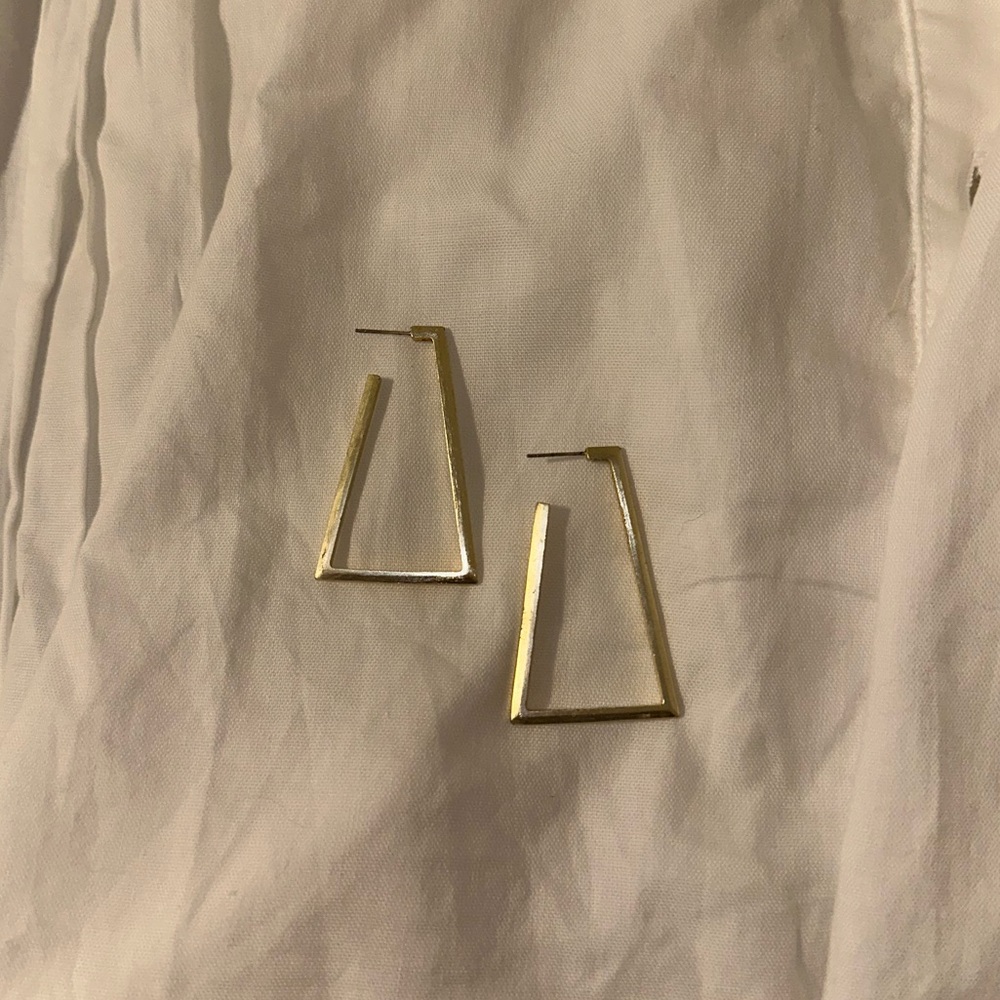 Gold Easton Hoop Earrings by Kendra Scott